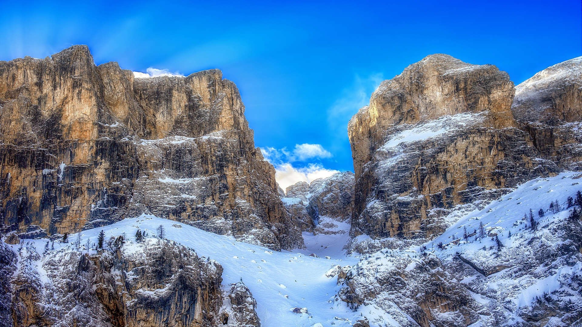 中美蝶泳中段配速策略大不同，中游体育蝶泳视频