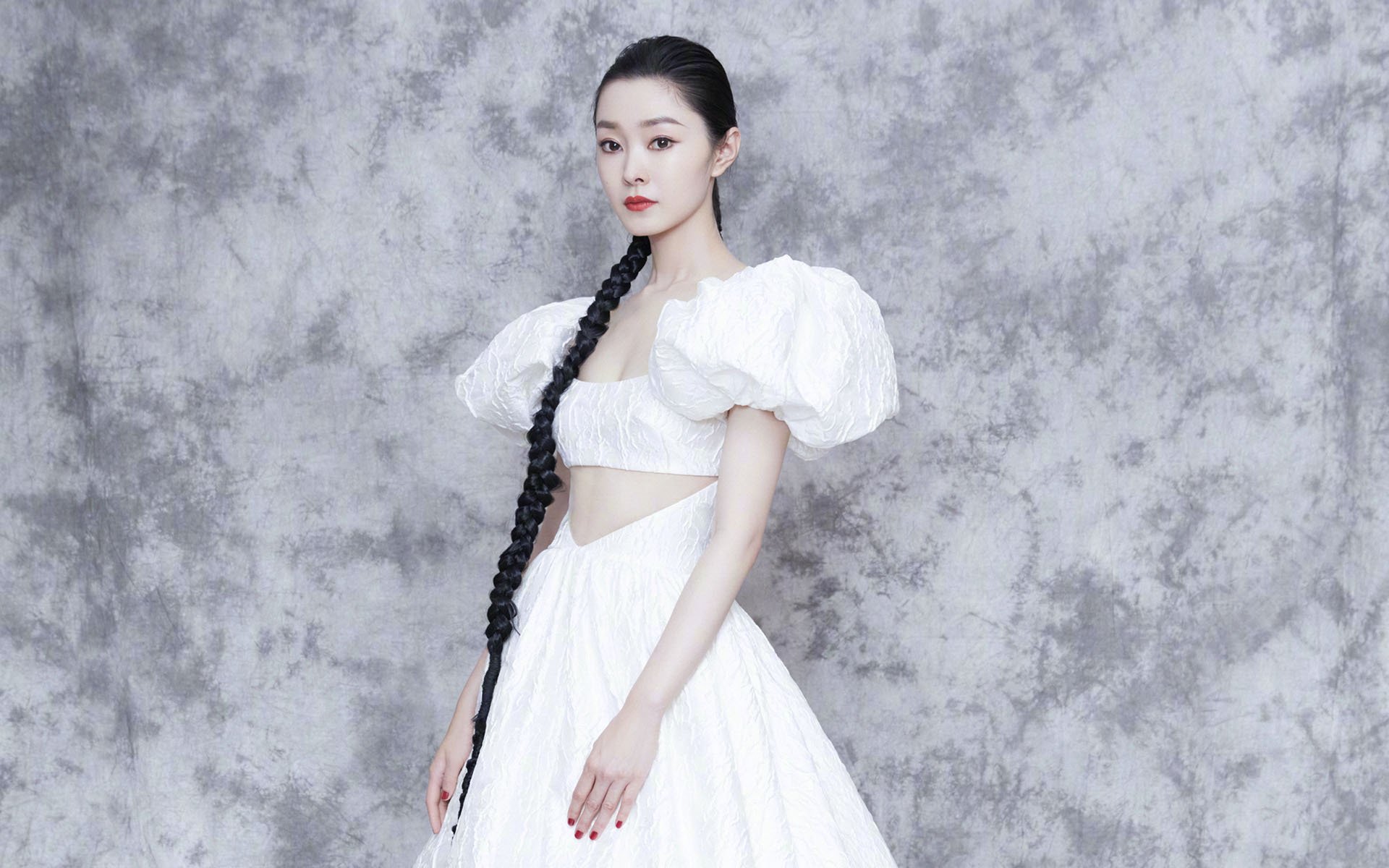 体育新闻中心深化体育赛事数字版权管理机制，体育赛事媒体服务