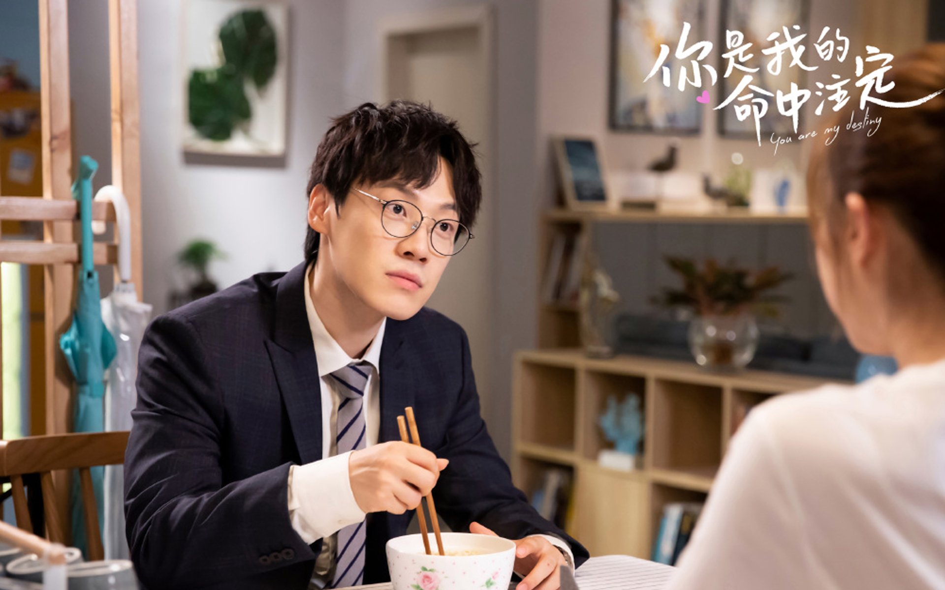 职业联赛风格趋同性为何削弱比赛差异性，职业联赛的性质